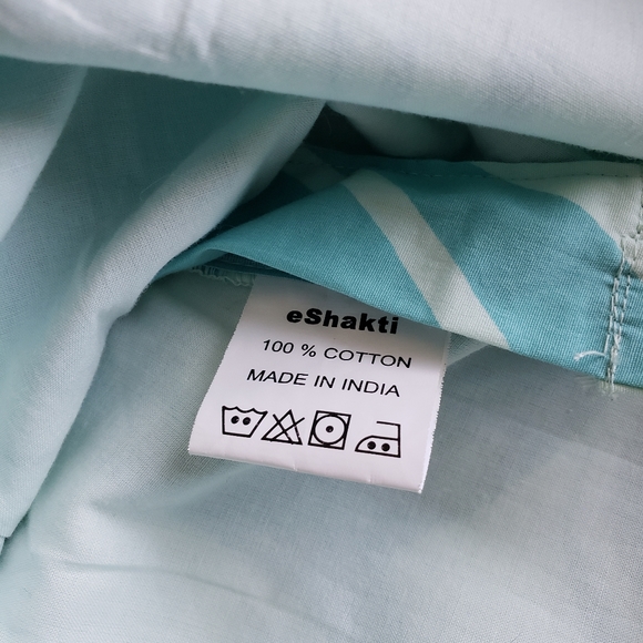 Cotton fit and flare Dress - Picture 9 of 10